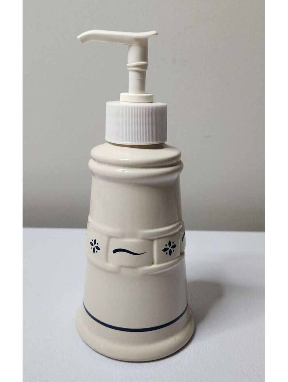 Longaberger Pottery Woven Traditions Soap Dispenser